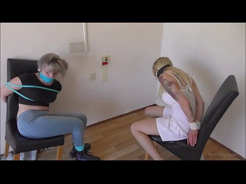 ❤️ Atkarīga / sasietas un ar aizliktām mutēm / damsel in distress ❤️❌ Porno video pie lv.xxx050890.ru