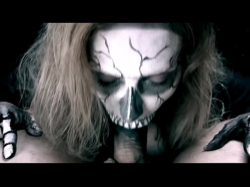 ❤️ Demoniska meitene sūc locekli ar savu melno muti un norij spermu. ❤️❌ Porno video pie lv.xxx050890.ru